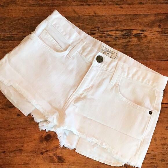 Current/Elliott The Boyfriend Shorts in Sugar Sz 24 - Picture 3 of 10